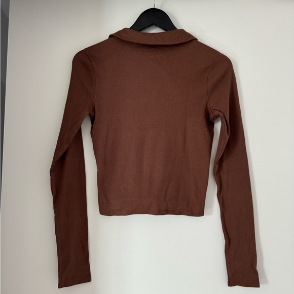 Hollister Chocolate Brown Ribbed Long Sleeves Henley NWT - Picture 2 of 5